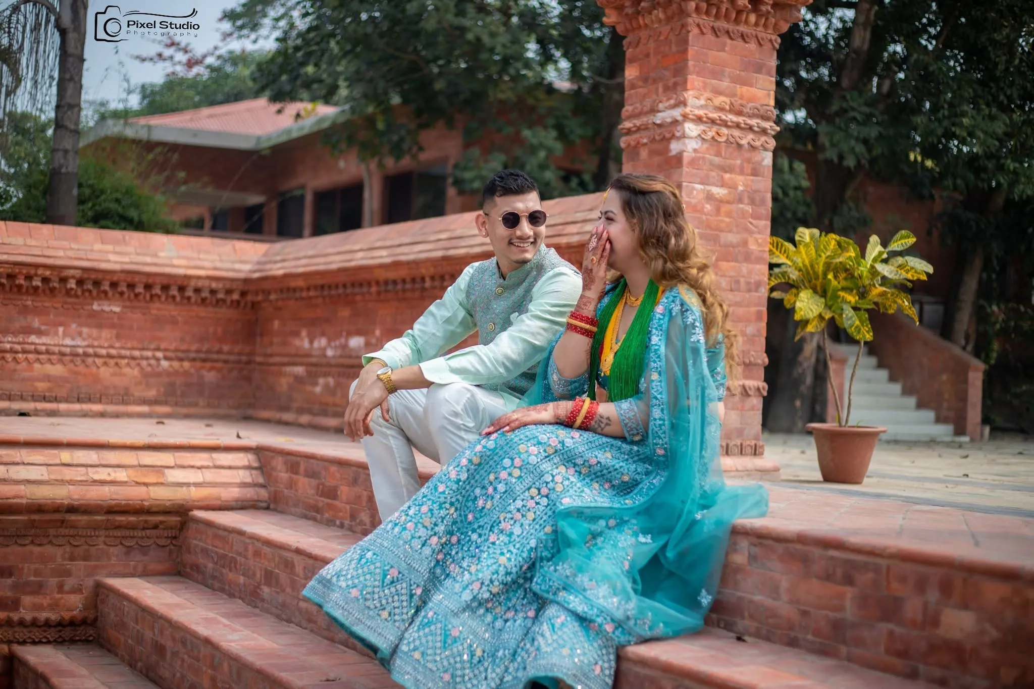 Outdoors wedding photoshoot